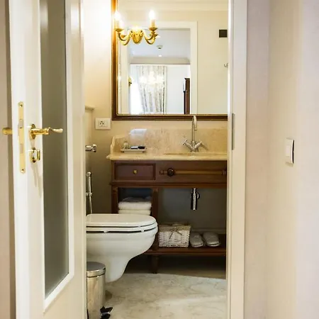 Ebel Boutique 4*