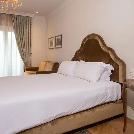 Ebel Boutique Hotel