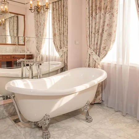 Ebel Boutique Hotel Tirana