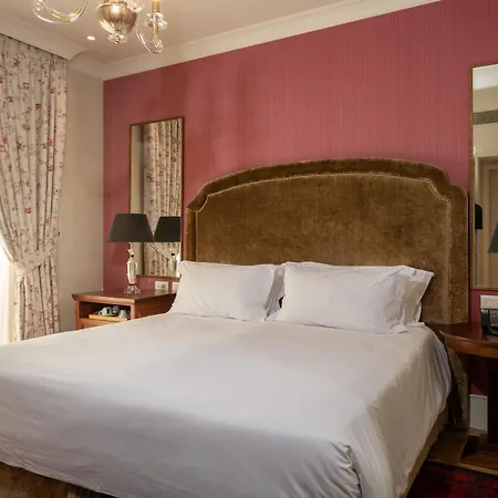 Ebel Boutique Hotel 4*