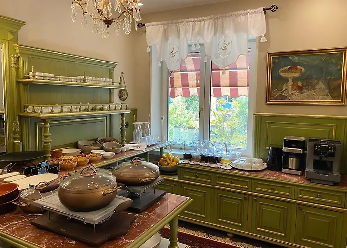 Ebel Boutique 4* Tirana