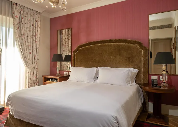 Ebel Boutique Hotel 4*