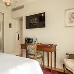Ebel Boutique 4*