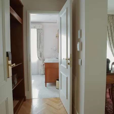 Otel Ebel Boutique Tiran