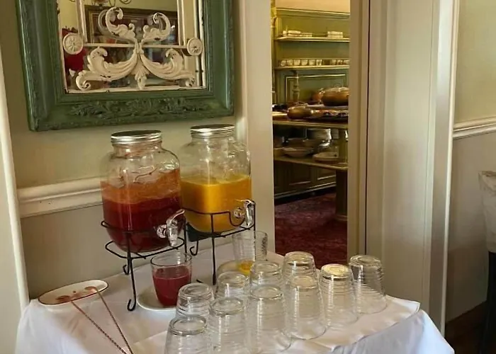 Ebel Boutique 4* ティラナ